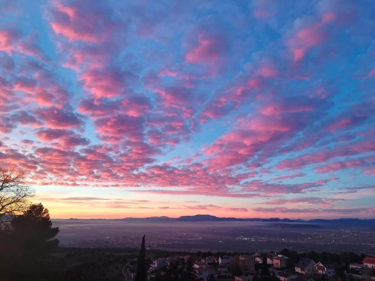 Apartamento Acogedor Con Fantásticas Vistas. La Zubia (Granada)