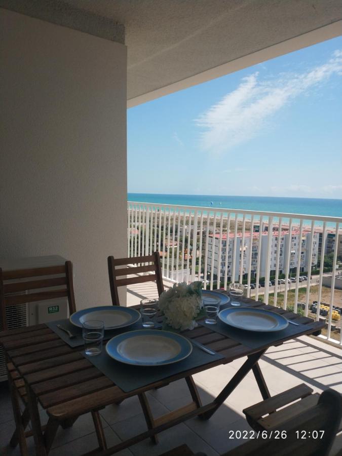 Bonito Con Piscina Cerca De La Playa. Apartamento *