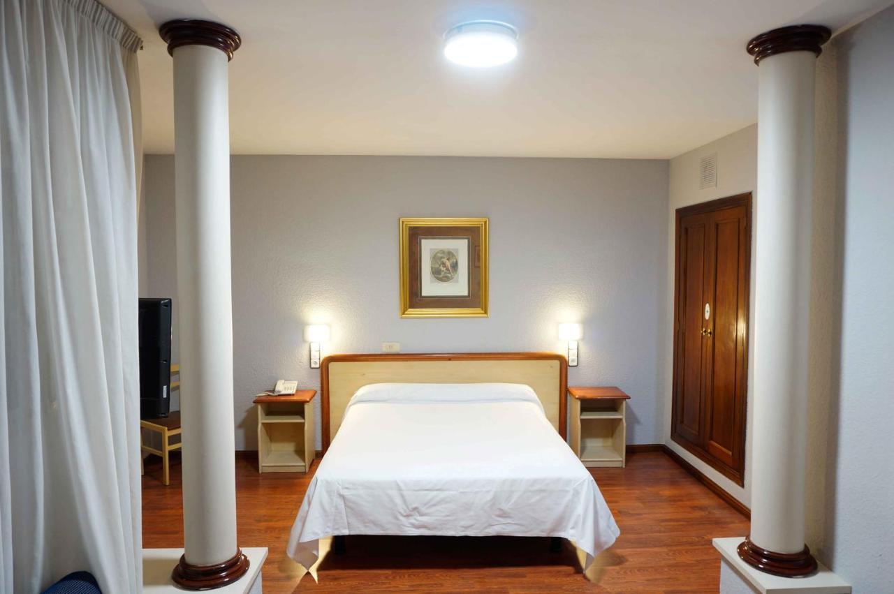 Cesaraugusta Hotel 3*