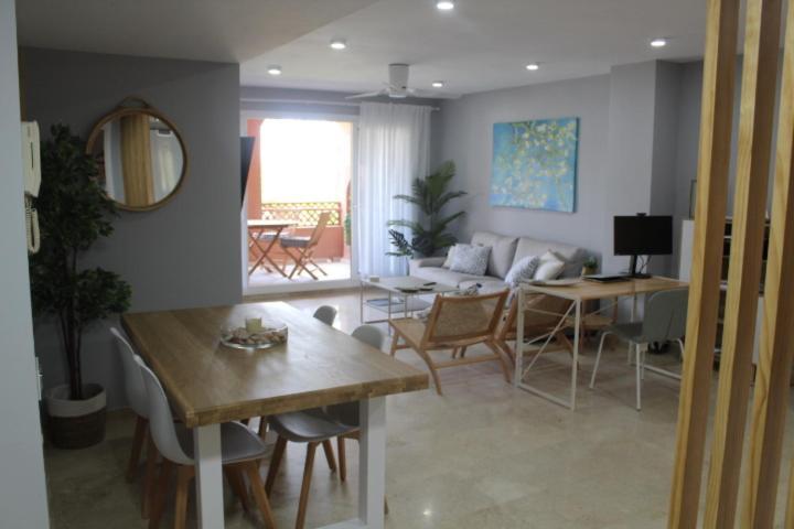 Apartment Sotogrande Paseo Del Mar - 10 Steps Away From The *
