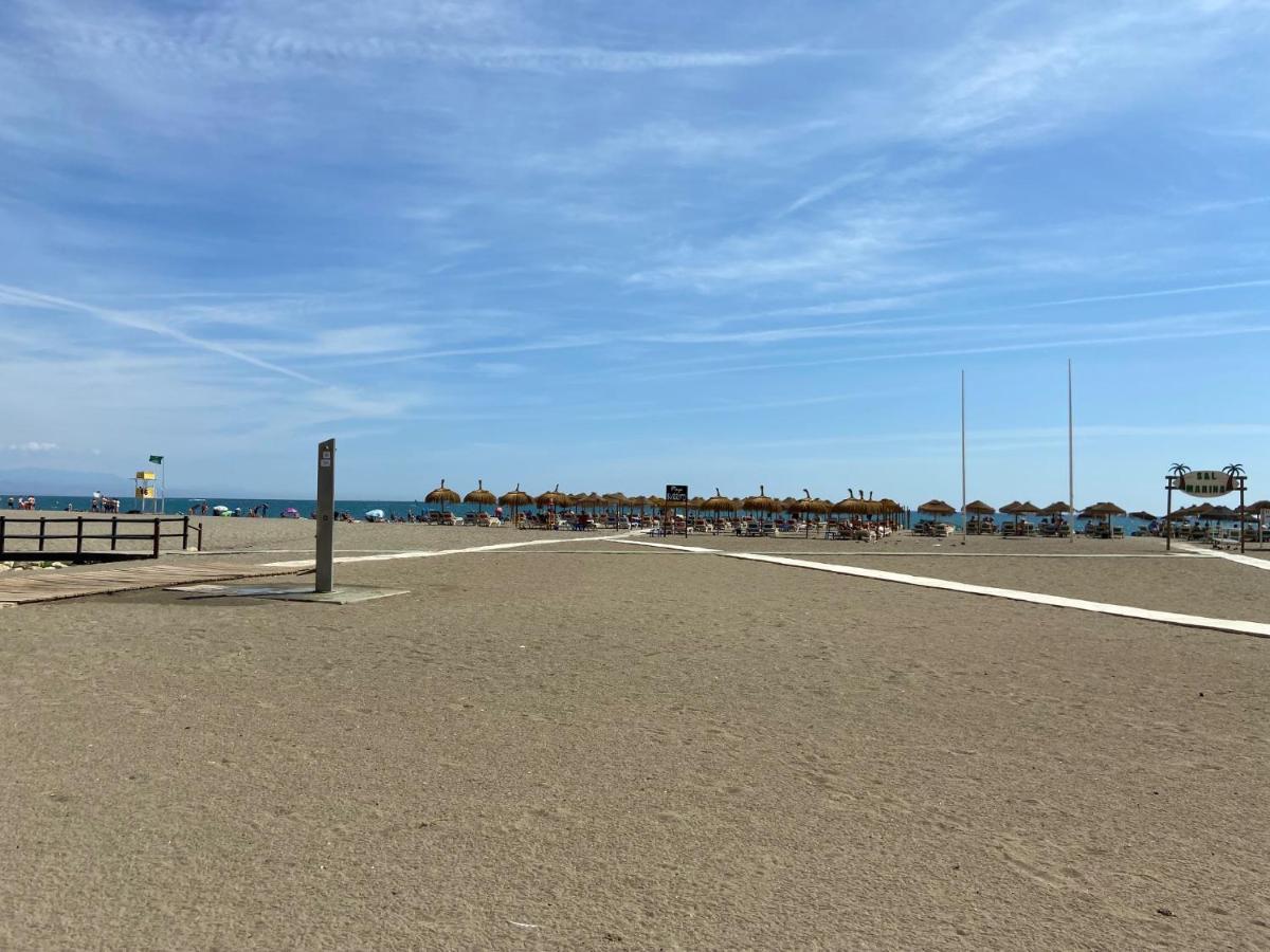 Apartamento Primera Línea De Playa En Tres Caballos, Playamar Apartamento *