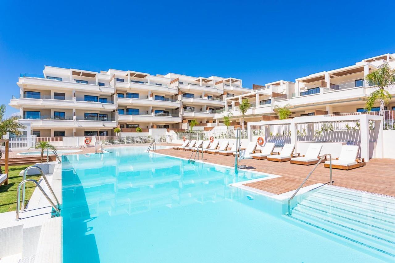 Apartment Vida Feliz: Beachside Luxury With Sea Views