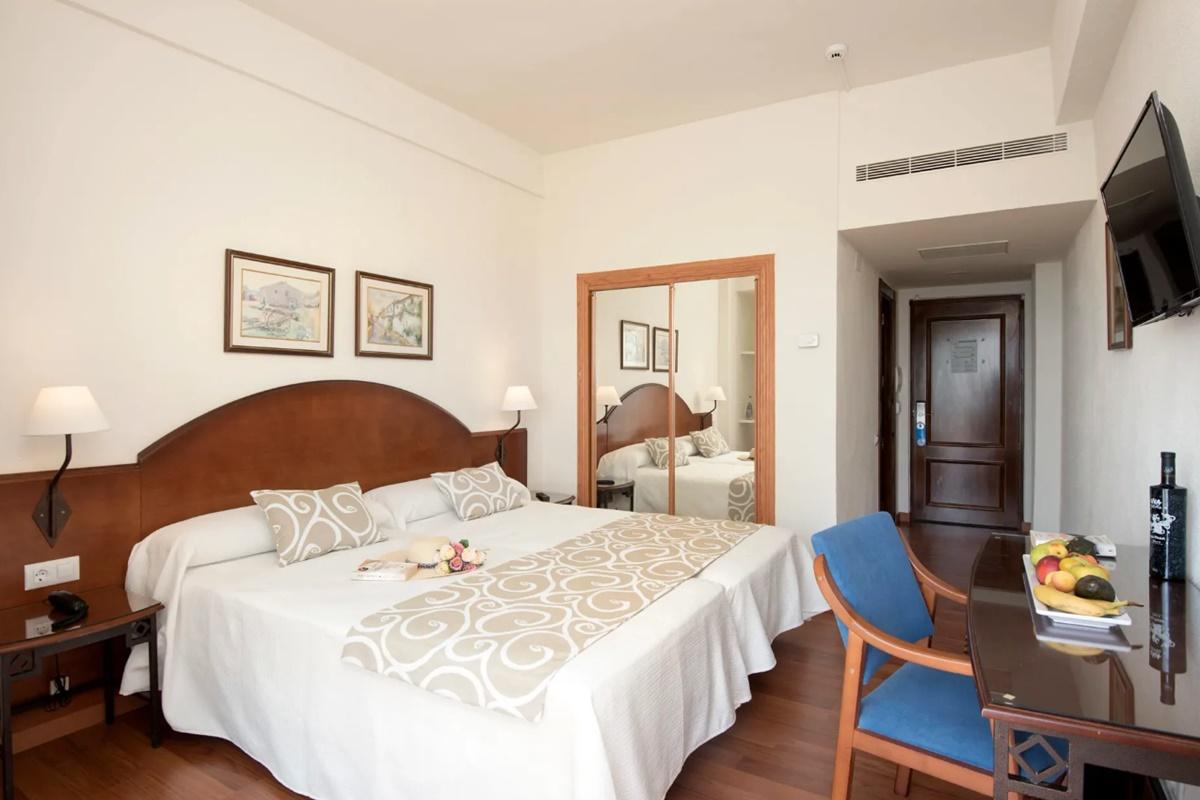 Aluasun Doblemar 4*