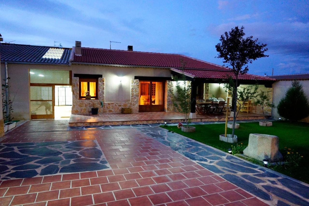 Chalet La Cija Del Abuelo A 1 Hora De Madrid *