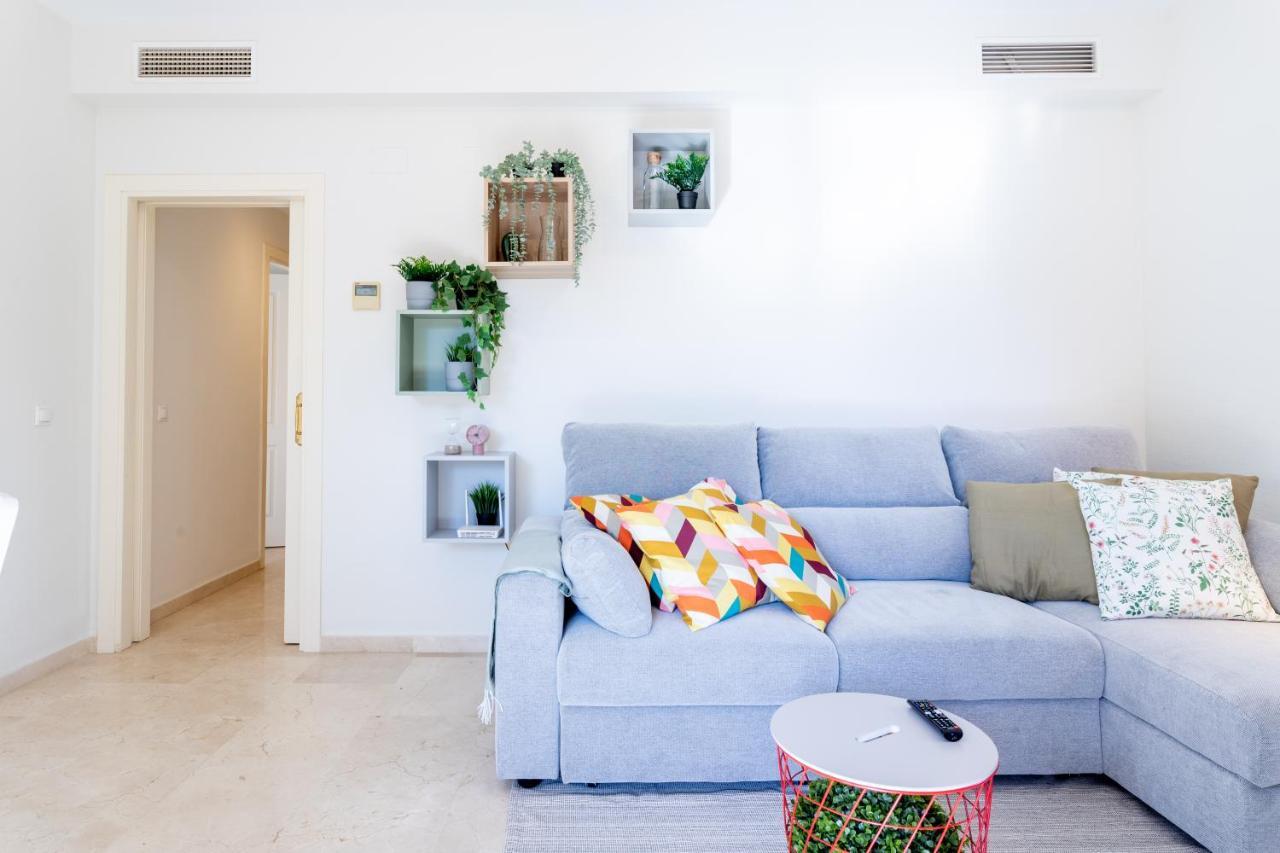 Golf And Apartment *