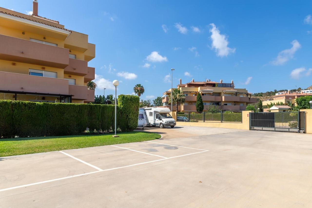 Golf And Apartment
