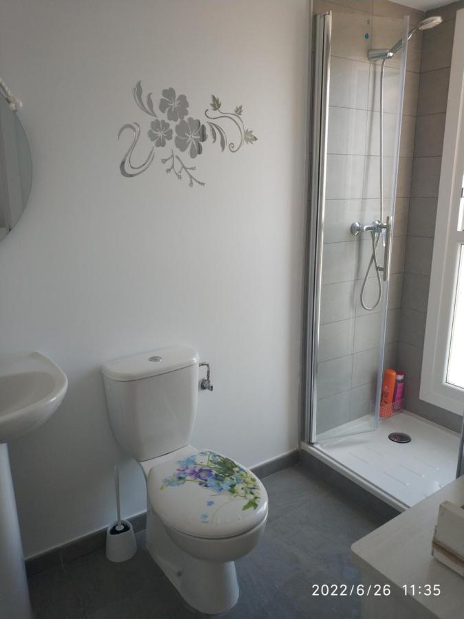 Bonito Con Piscina Cerca De La Playa. Apartamento *