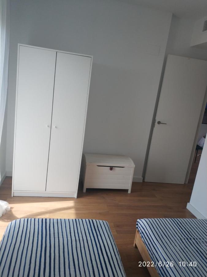 Bonito Con Piscina Cerca De La Playa. Apartamento *