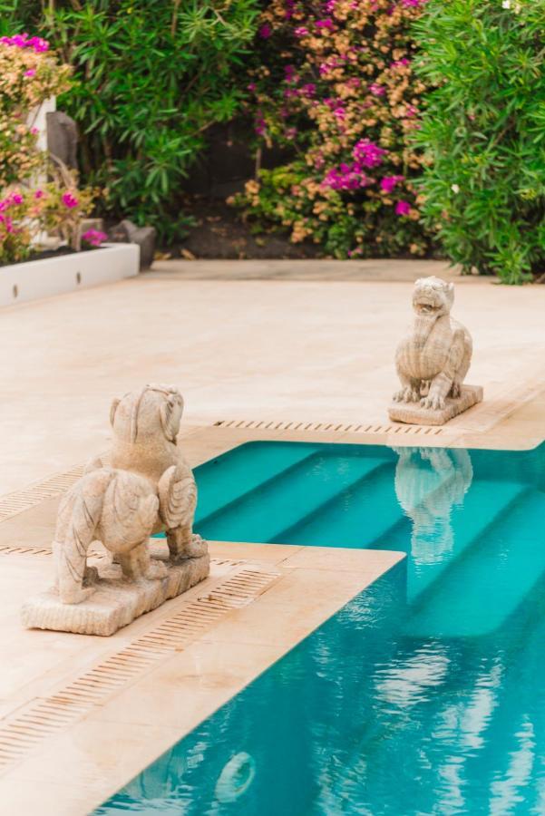 Casa Sua Guest house *