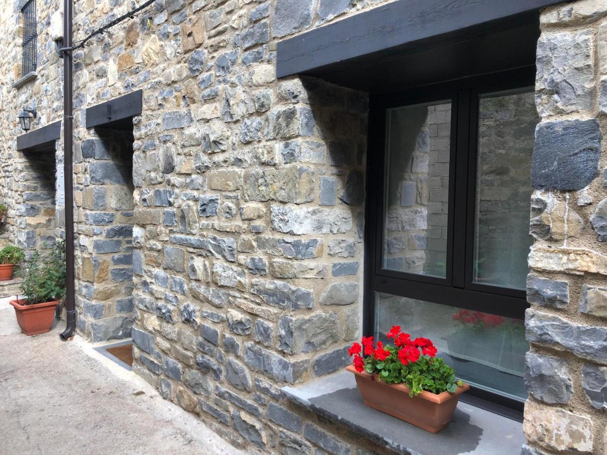 Casita Mondoto, Encanto En El Pirineo Holiday home *