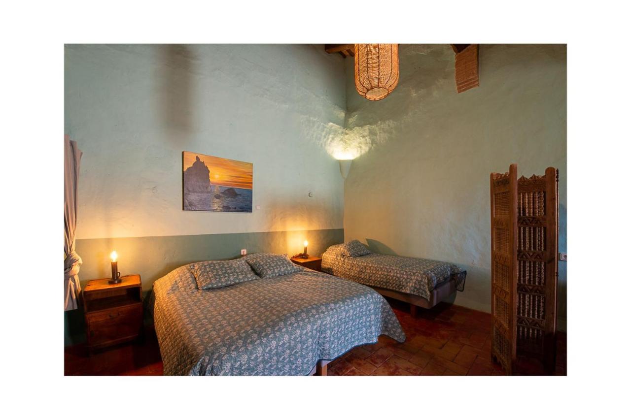 Bed & Breakfast Mas Del Llop Blanc - Dog Friendly Rural -