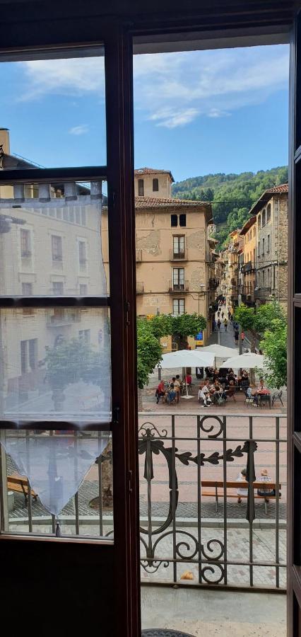Apartment El Mussol De La Camprodon, Balconets Amb Vistes A La Placa