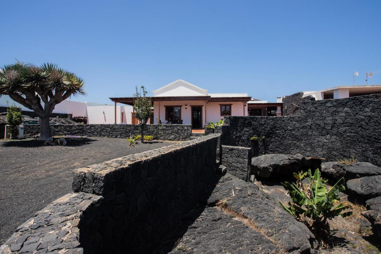 Villa Casa Lola Lanzarote Piscina Climatizada Y Wifi Free