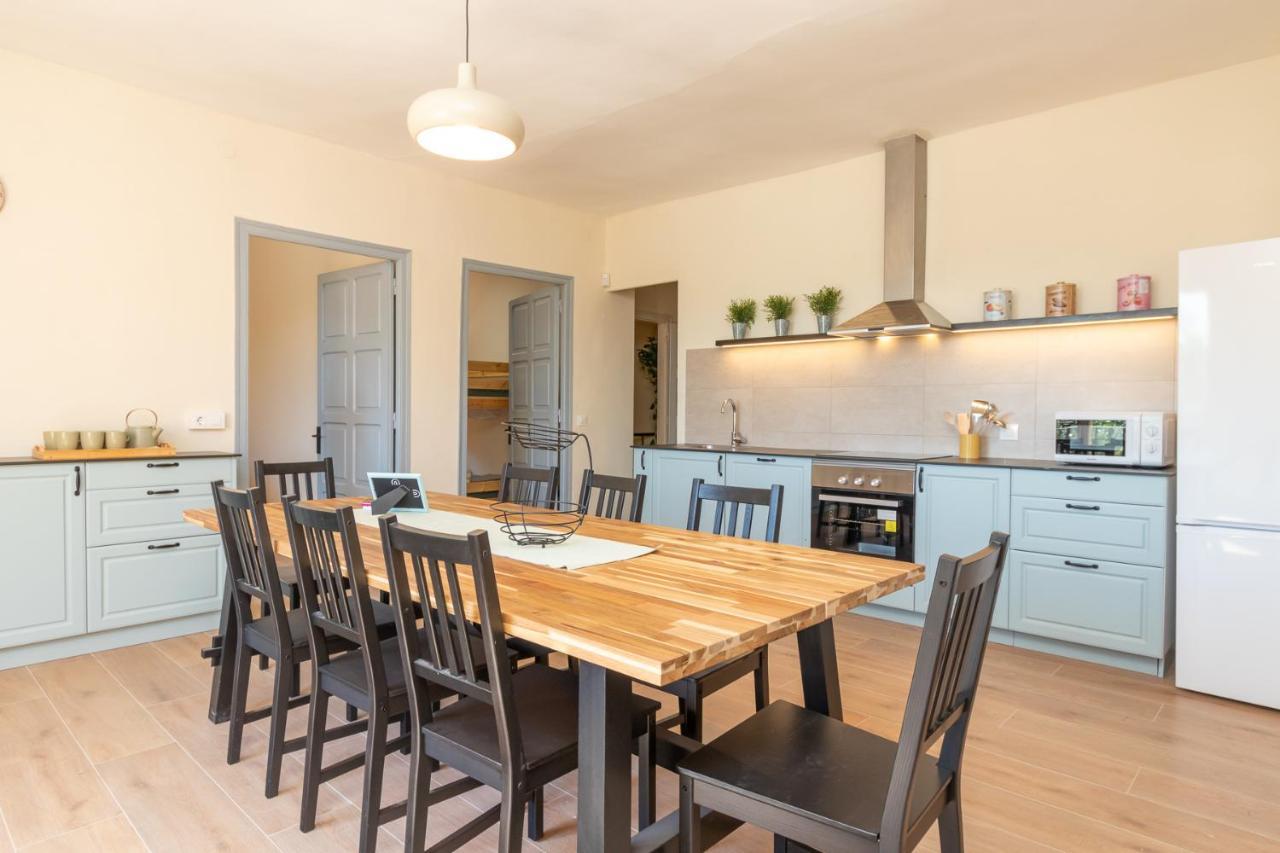 Mas Mare De La Font 27 Personas Holiday home Castello  D'Empuries