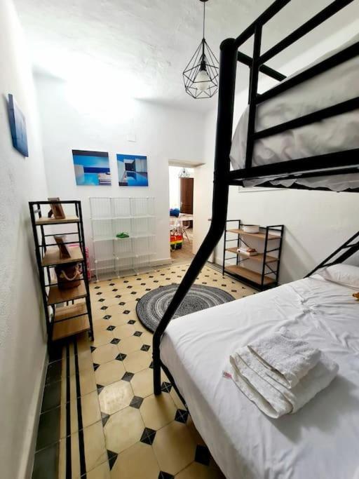 P Casa Con Azotea Privada Y Céntrica. Wifi+netflix * El Puerto de Santa María