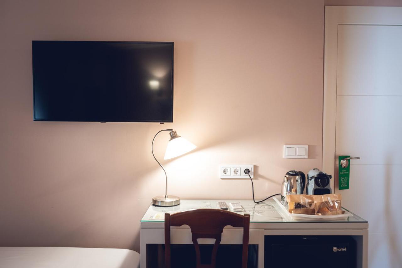 Castanuelos Guest house 2*