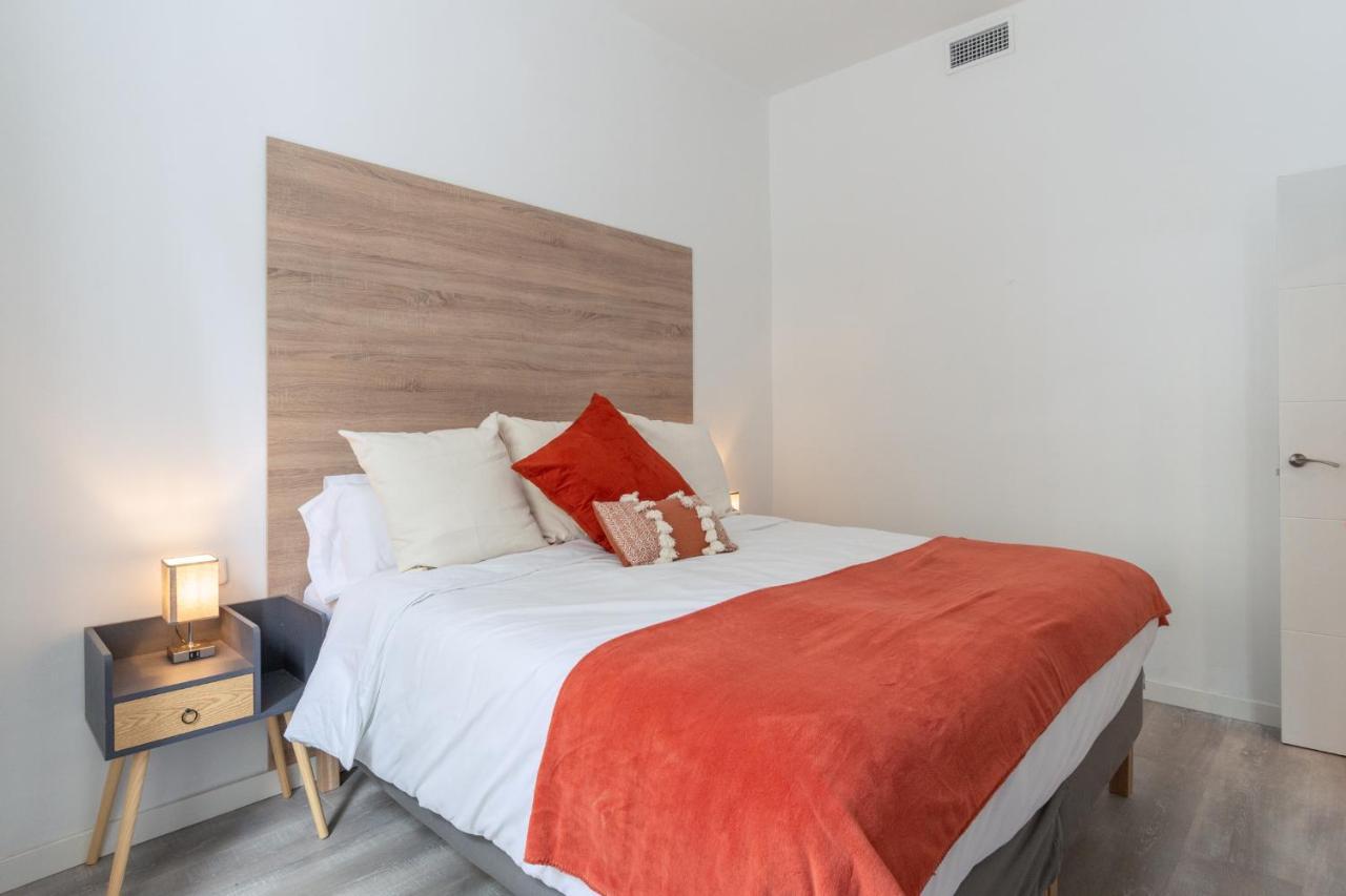 Apartment Francina Groups Teatro Real, By Monaro***** *