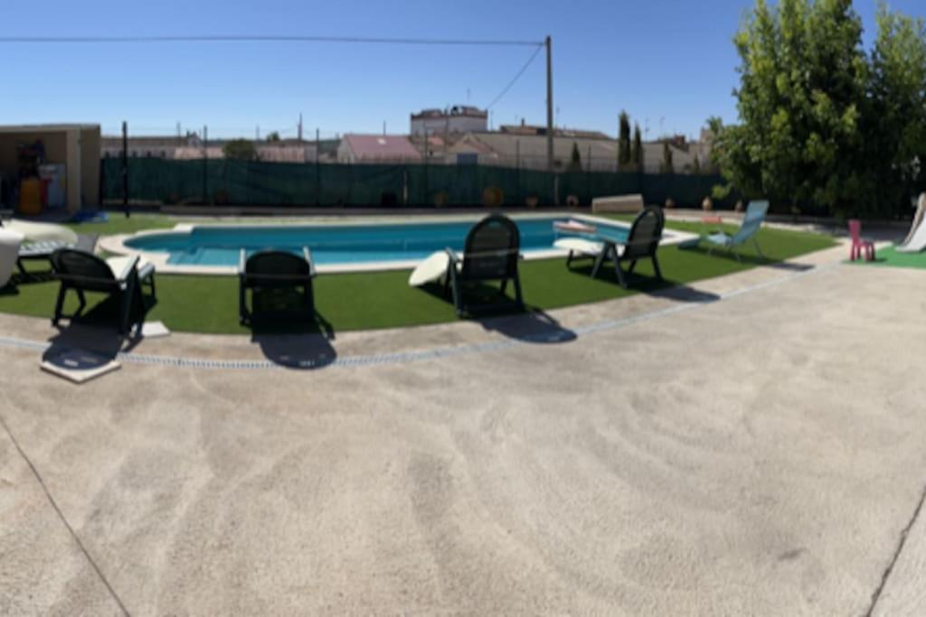 Rural Con Amplia Piscina Villa Campillo de Altobuey