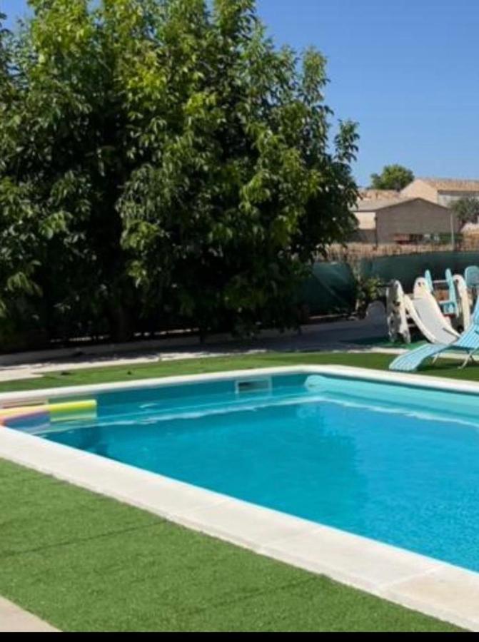 Rural Con Amplia Piscina Villa *