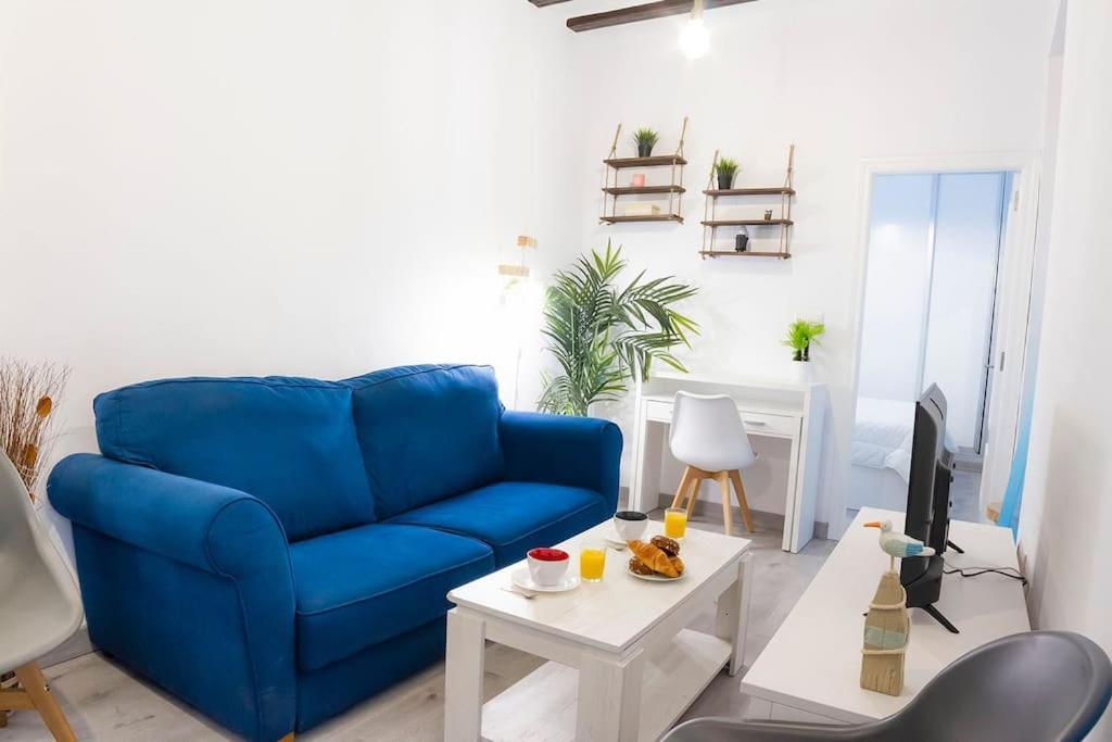 Suárez De Salazar, Cozy In * Cádiz