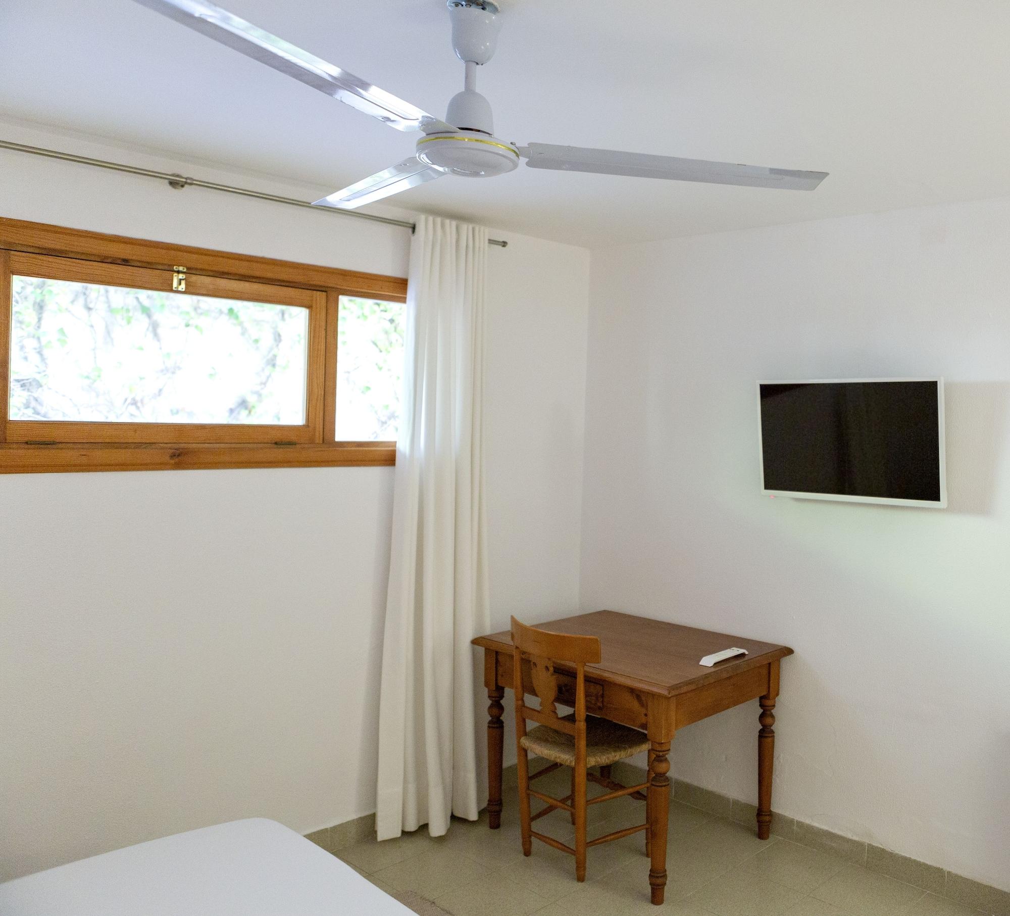 Es Baulo Petit Aparthotel Can Picafort (Mallorca)