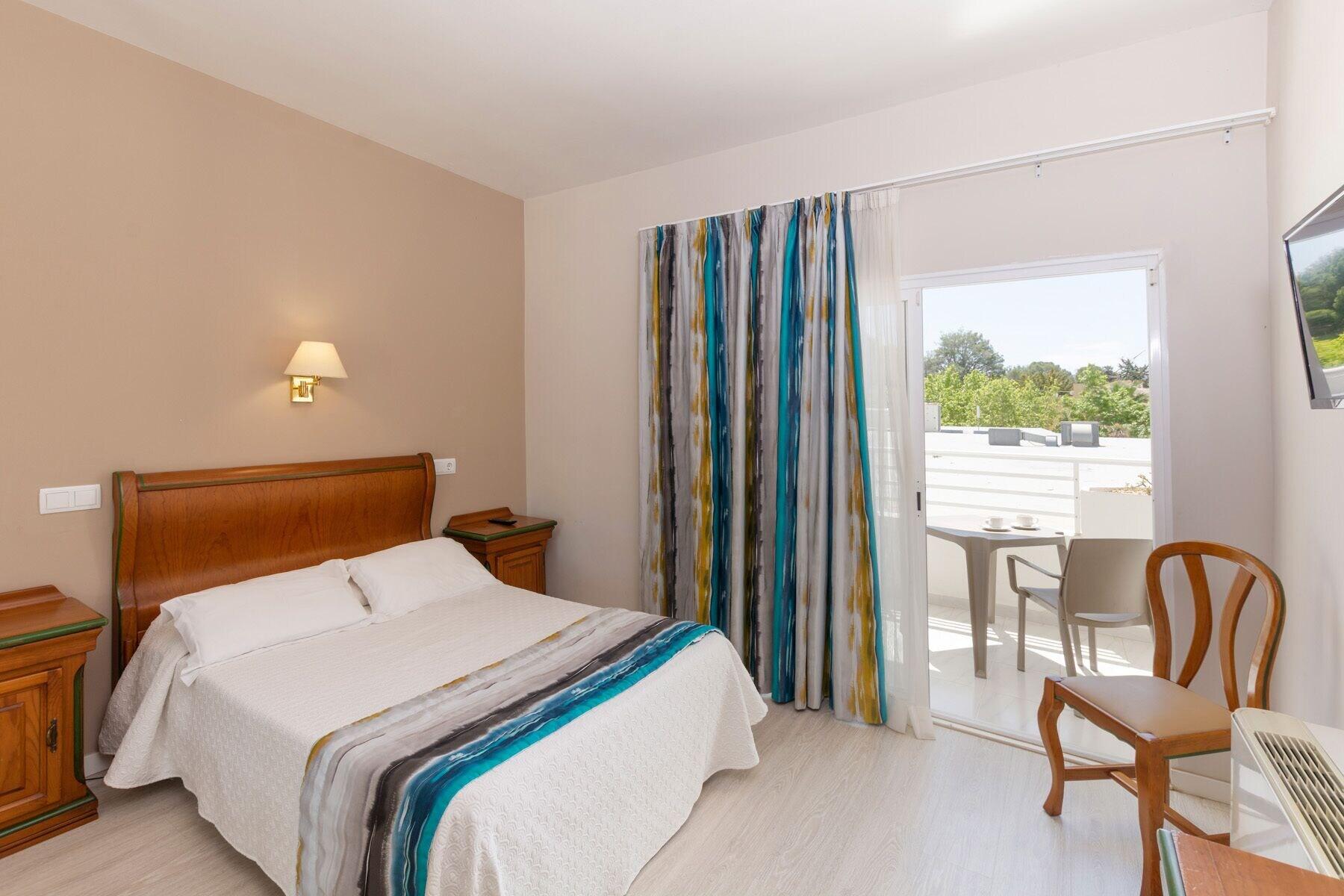 Mar Paguera & Hotel 4*