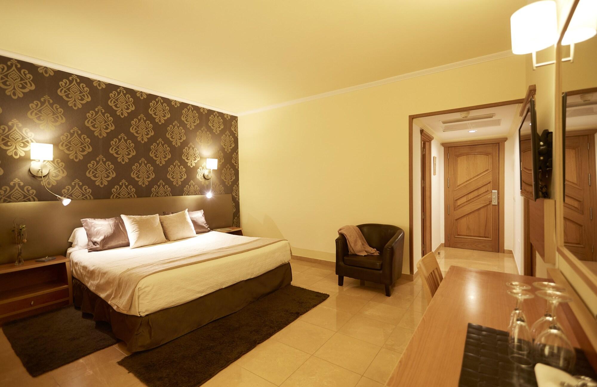 Invisa La Cala (adults Only) 4* Santa Eulalia del Río