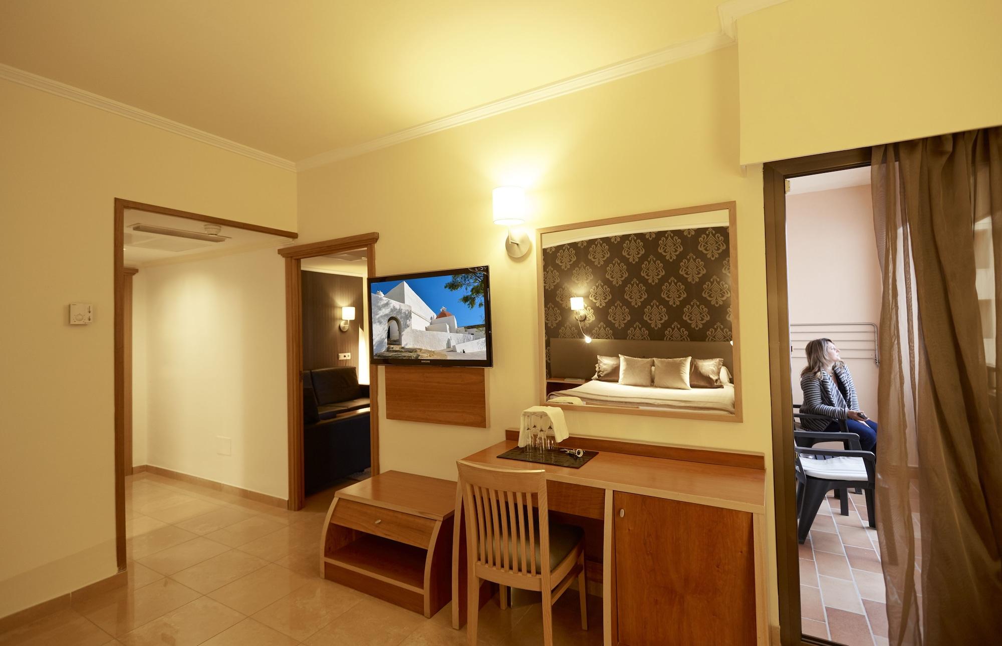 Invisa La Cala (adults Only) Hotel Santa Eulalia del Río
