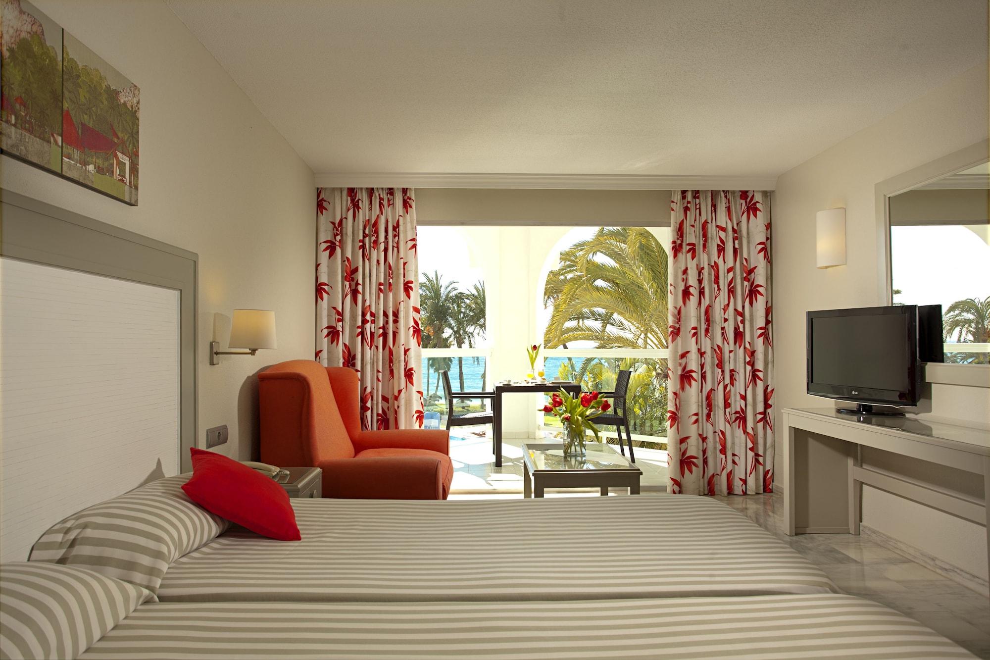 Marinas De Beach&spa Apartahotel 4*