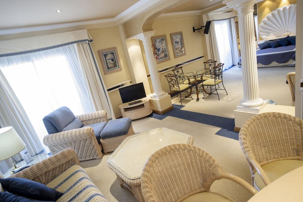 Hotel East By Pierre&vacances 4*