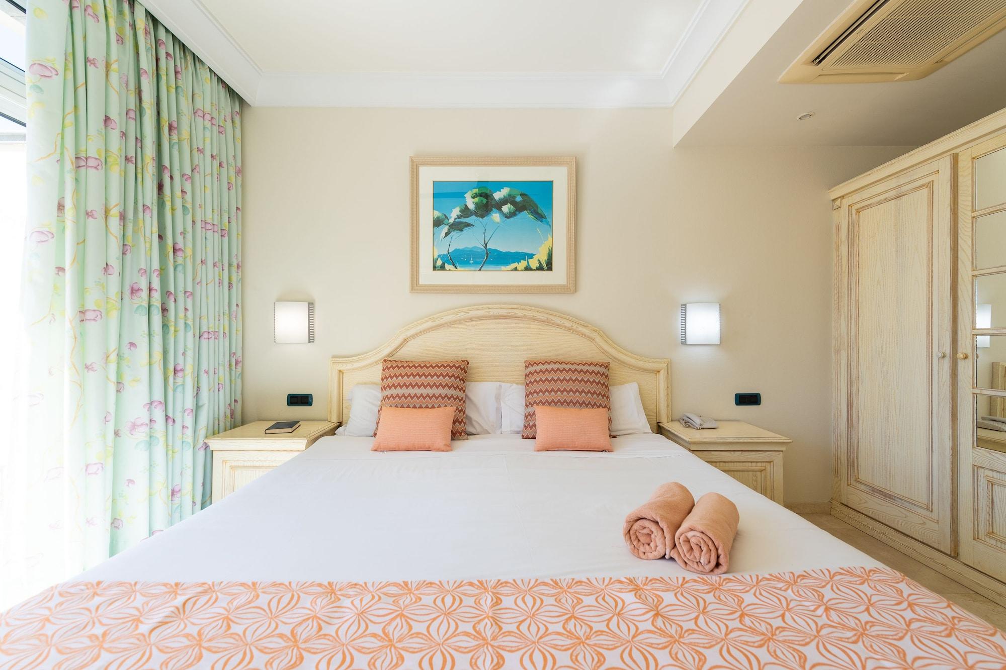 Club Playa Apartahotel