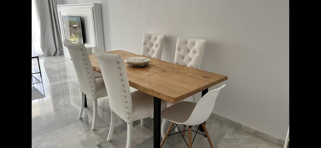 Mi Capricho 2ba Beachfront Complex-apartment Beachside With Sea Views Apartamento *