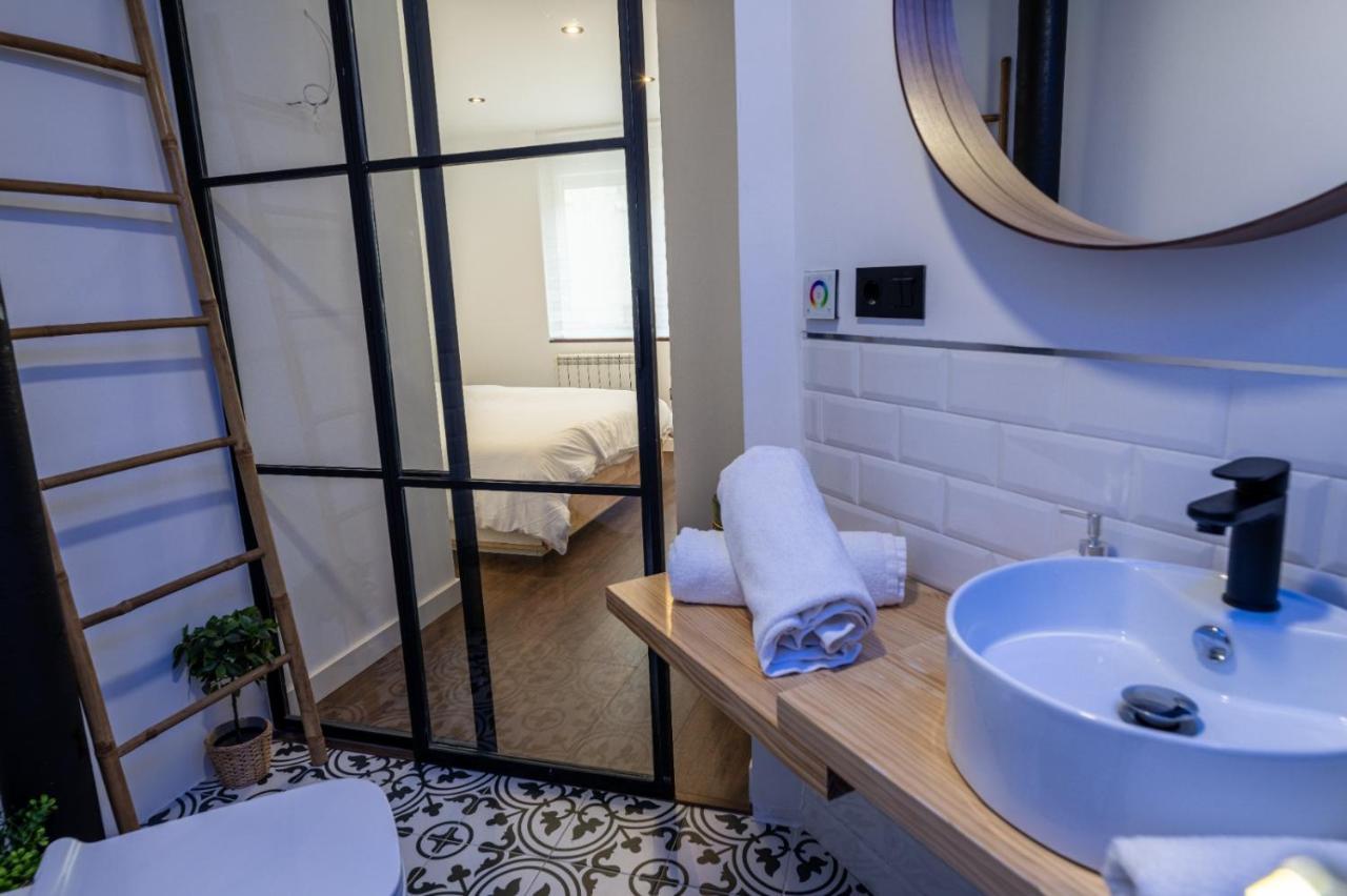 Apartment Fantastic Brand New In Location Just Few Steps From The Slope! Private Parking Sierra Nevada