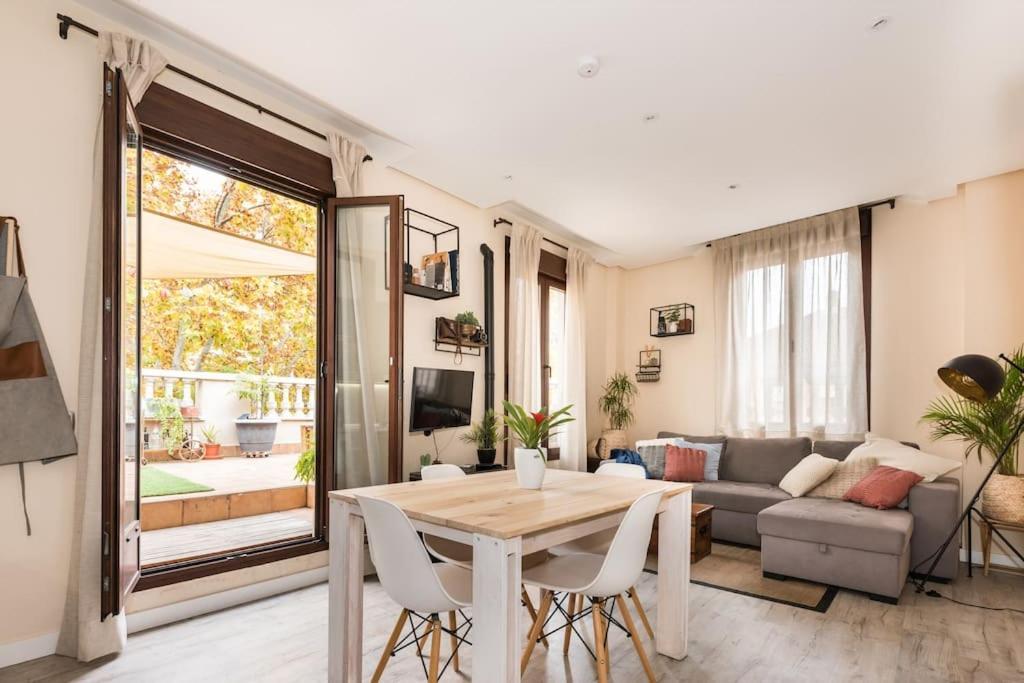 Apartment Atico Con Terraza Y Chimenea Junto A Universidad