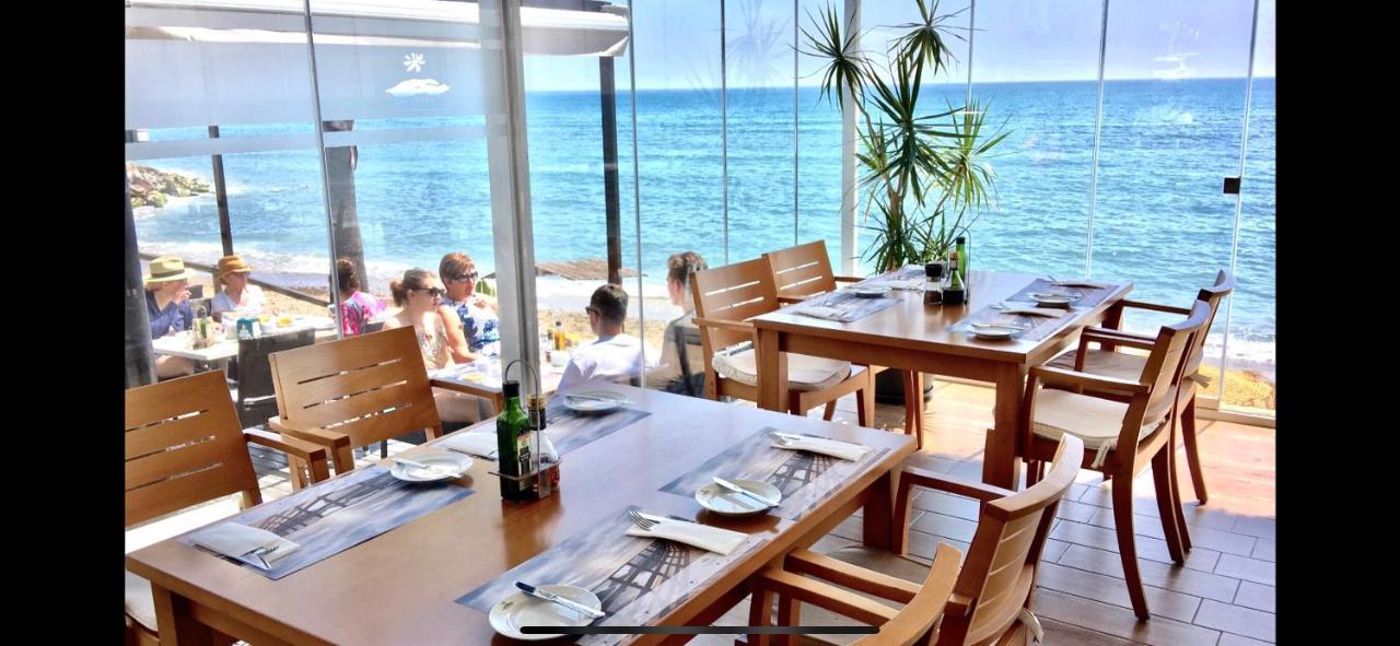 Mi Capricho 2b2 Beachfront Complex-apartment Beachside With Sea Views