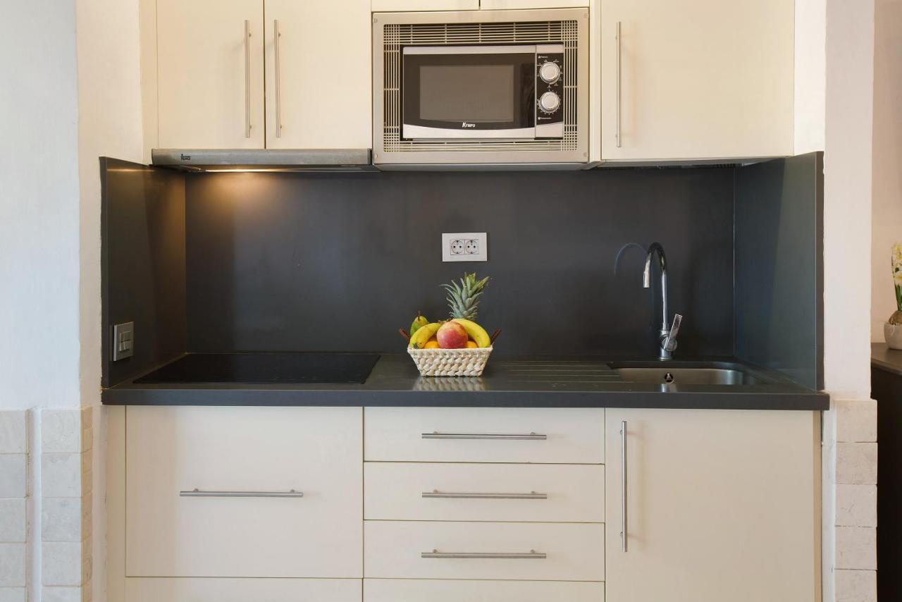 With Beautiful Sea Views Apartment