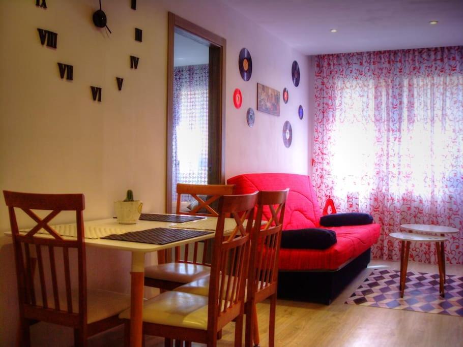 El Vinilo. Aparcamiento Exterior Gratuito Apartment Teruel
