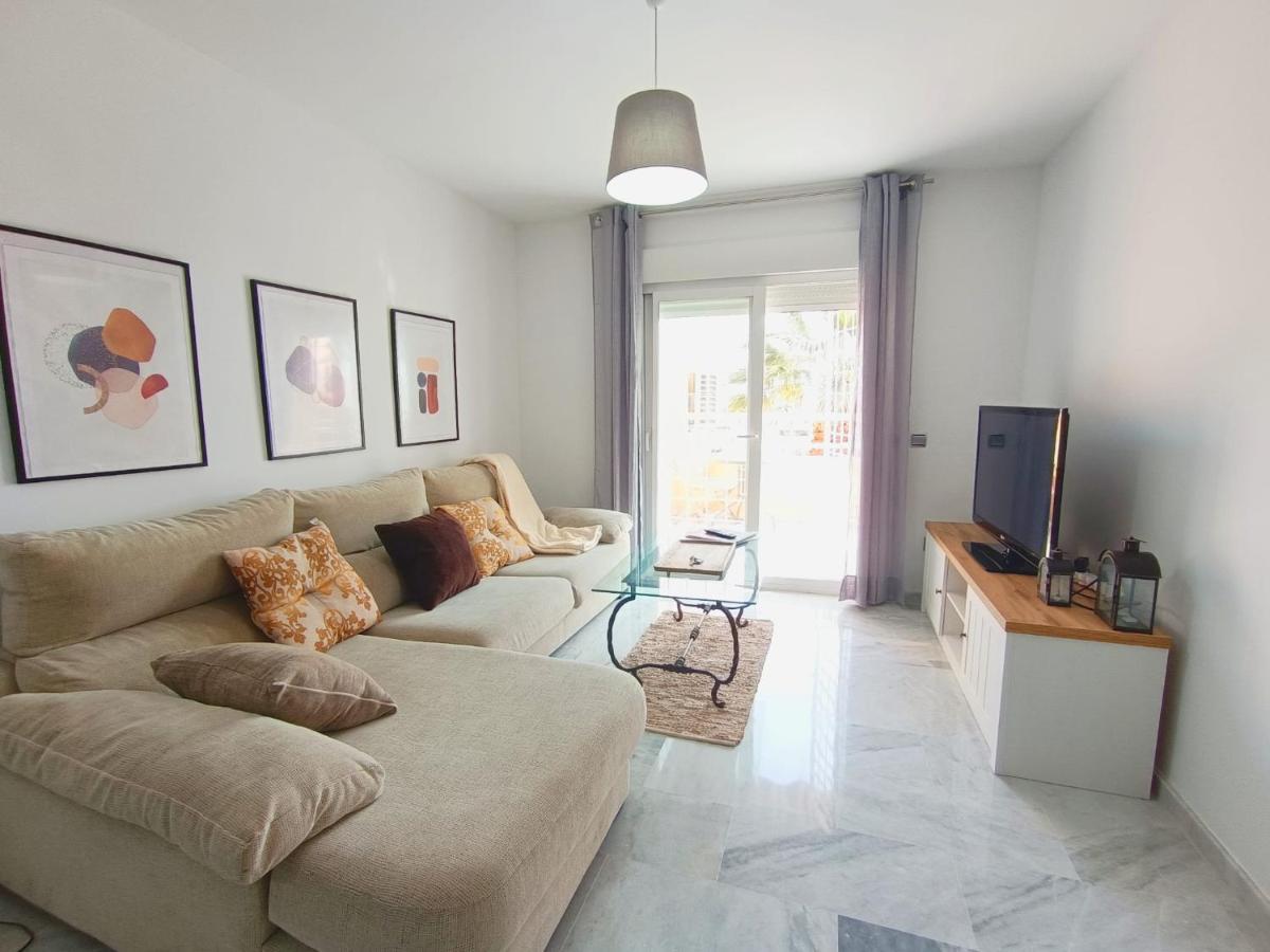 Expoholidays- Primera Línea Con Parking Incluido Apartamento *
