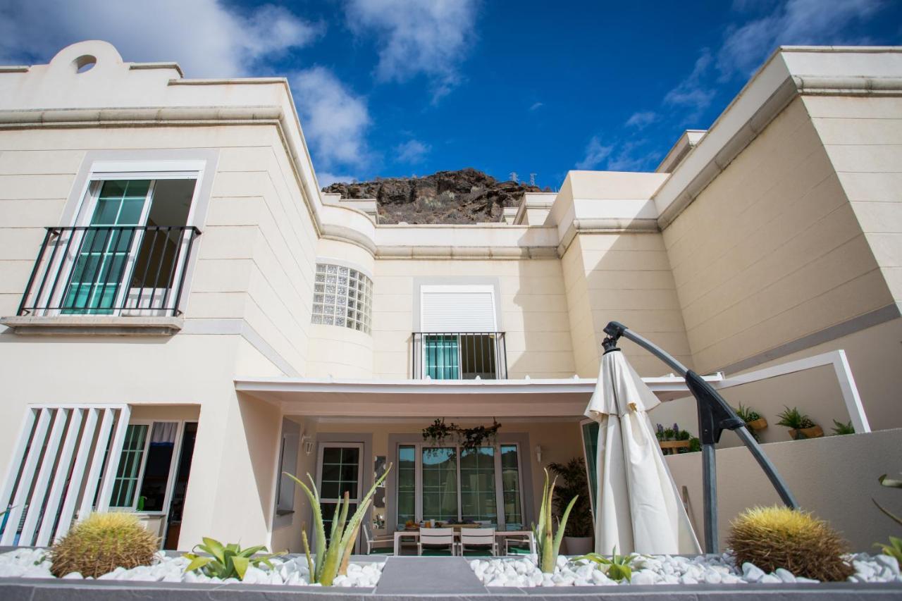 Jazmin Modern House Apartment Mogan