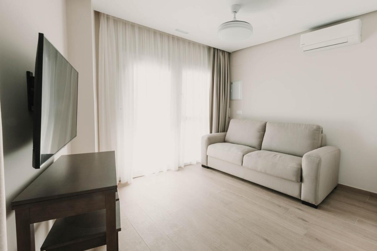 Subup Apartahotel *