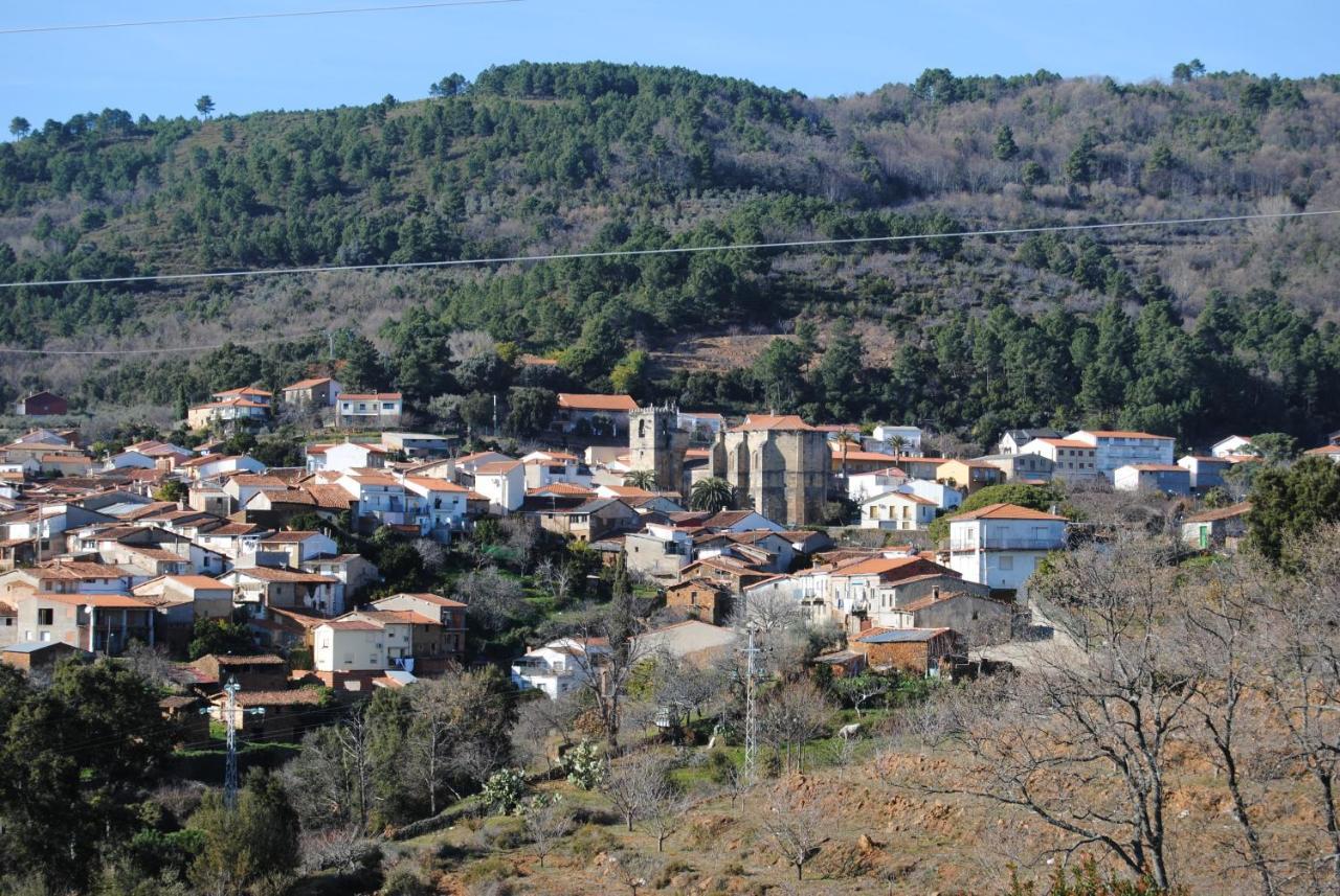 Sierra De Gata El Corral De La Higuera * Torre de Don Miguel