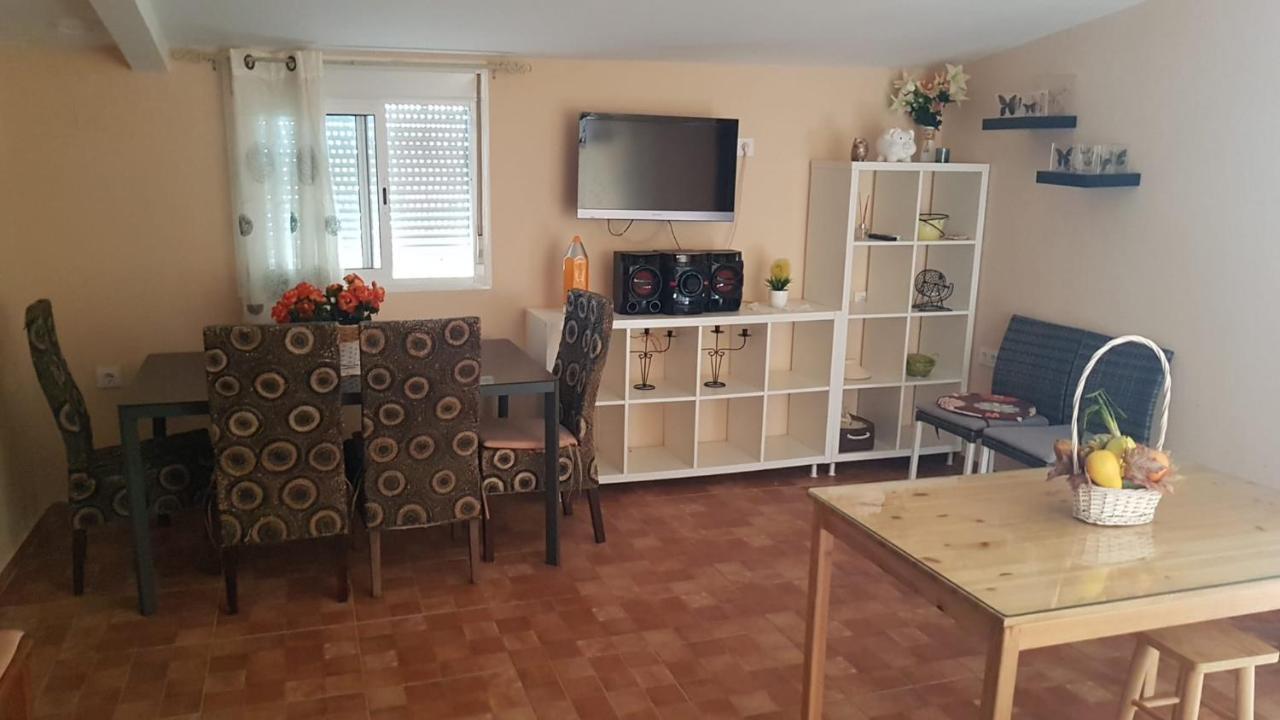 Casa Rústica Vacacional Filigrana En Sanlúcar De Barrameda Zona Montijo Chipiona