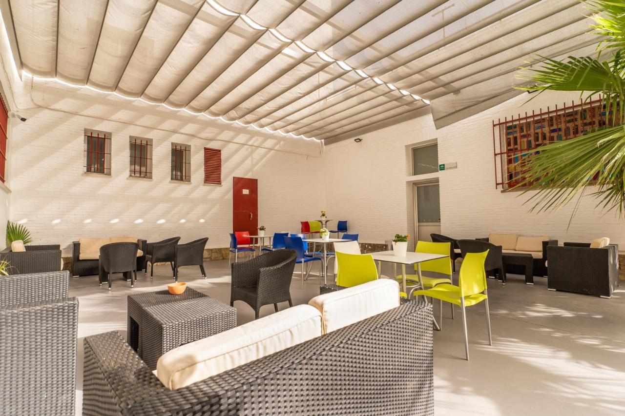 Hostel Inturjoven *