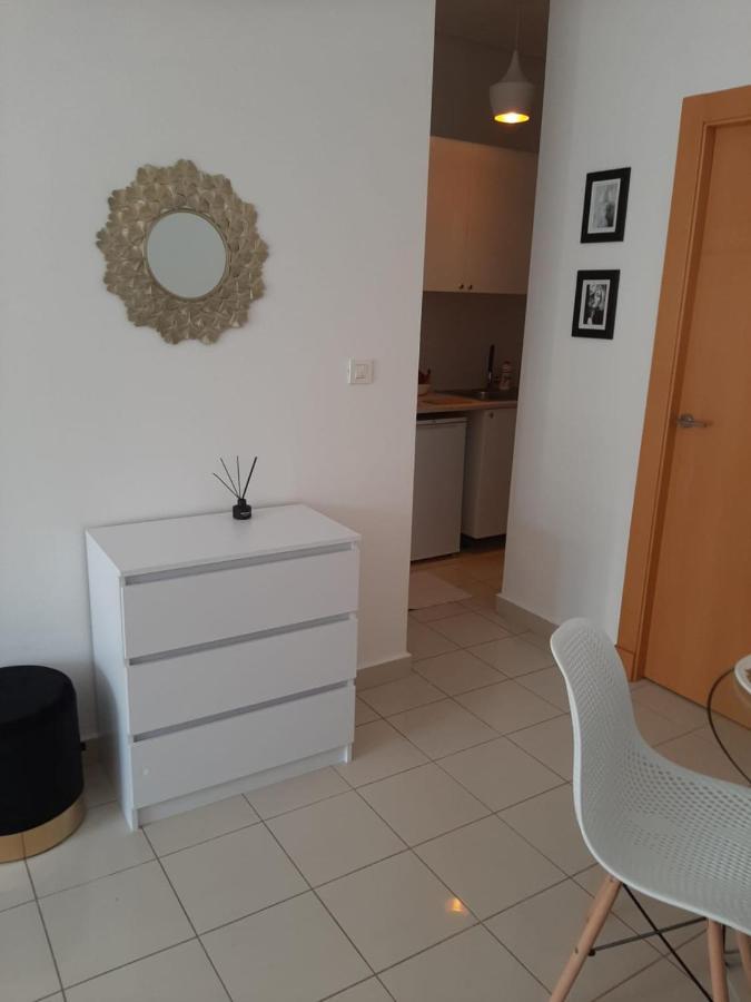 Ines, Dehesa De Campoamor,900m From The Sea , Swimming Pool & Tennis Court Apartment