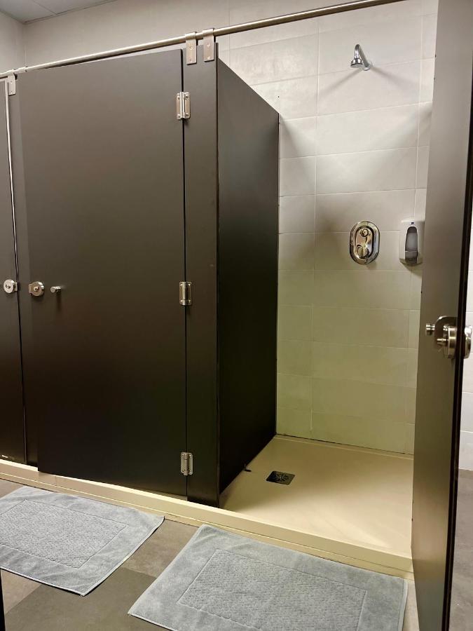 Gbc Hostal *