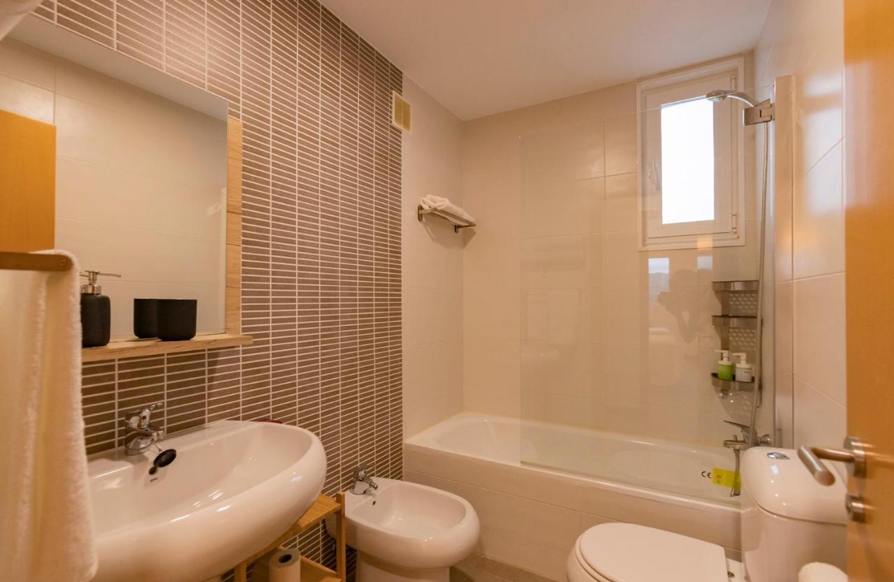 Area Apartment Jove
