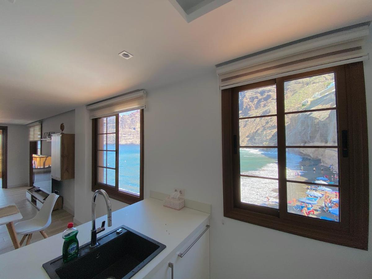 Luxury Beachfront Ocean View Acantilado de los Gigantes