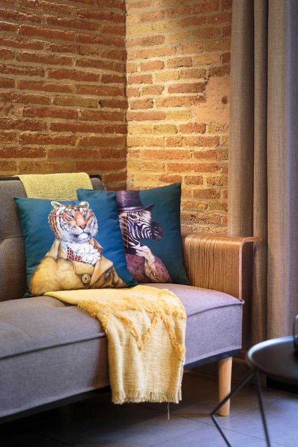 Ag Apartment *