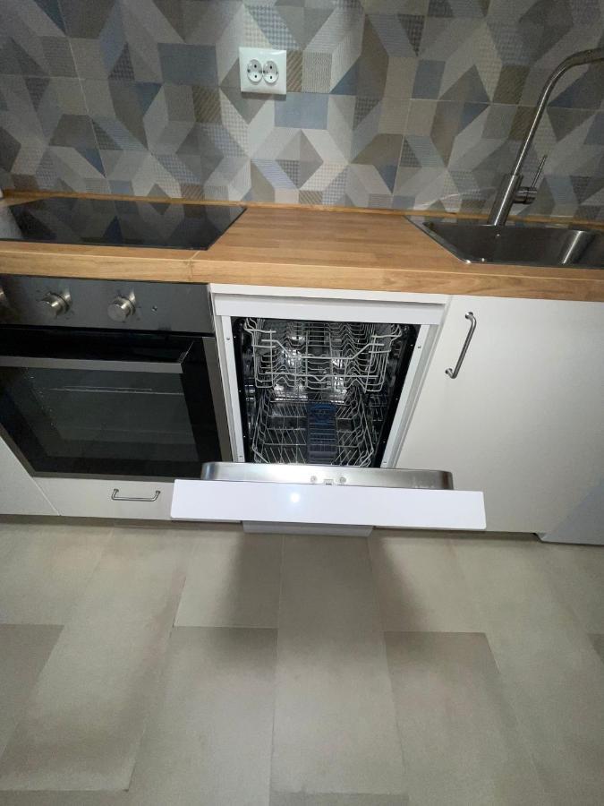 Apartment Puerta Del Hierro