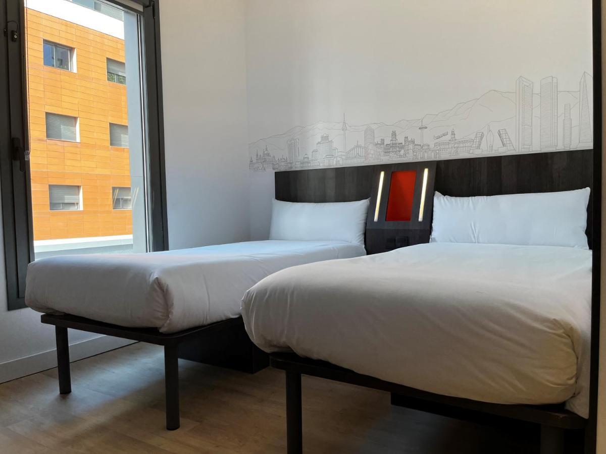 Hs Centro Atocha Guest house 2*